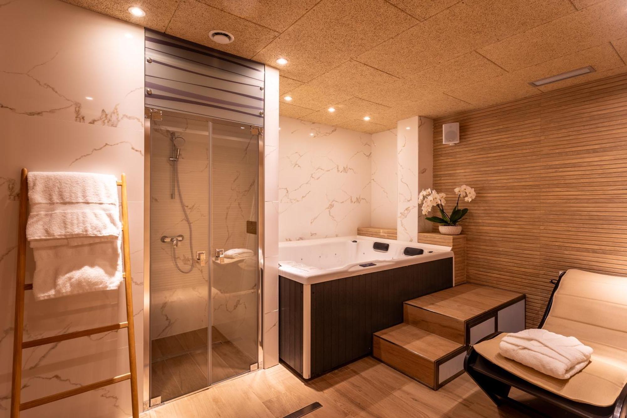 Apartamentos&Spa Mundaka Port エクステリア 写真