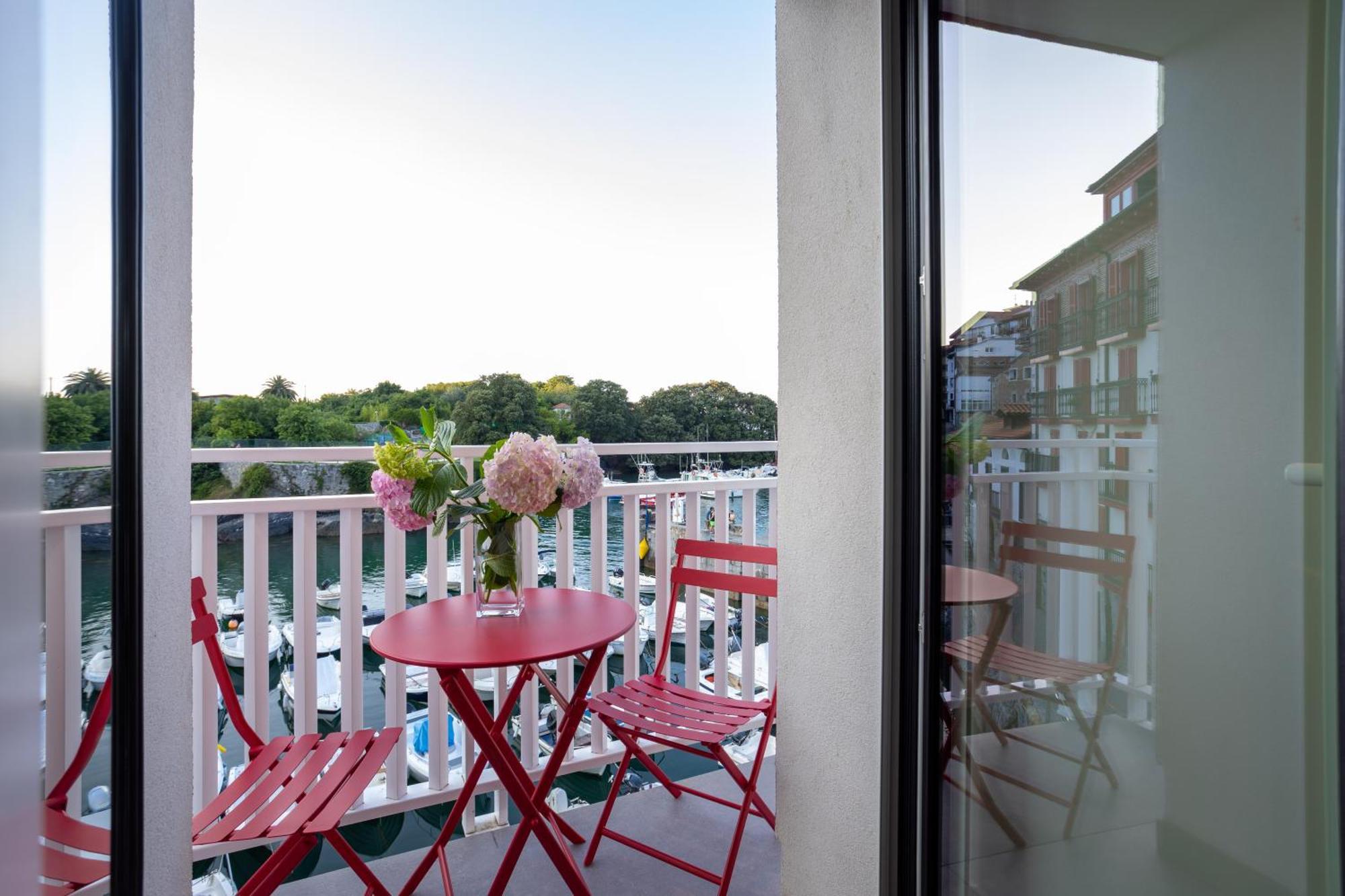 Apartamentos&Spa Mundaka Port エクステリア 写真