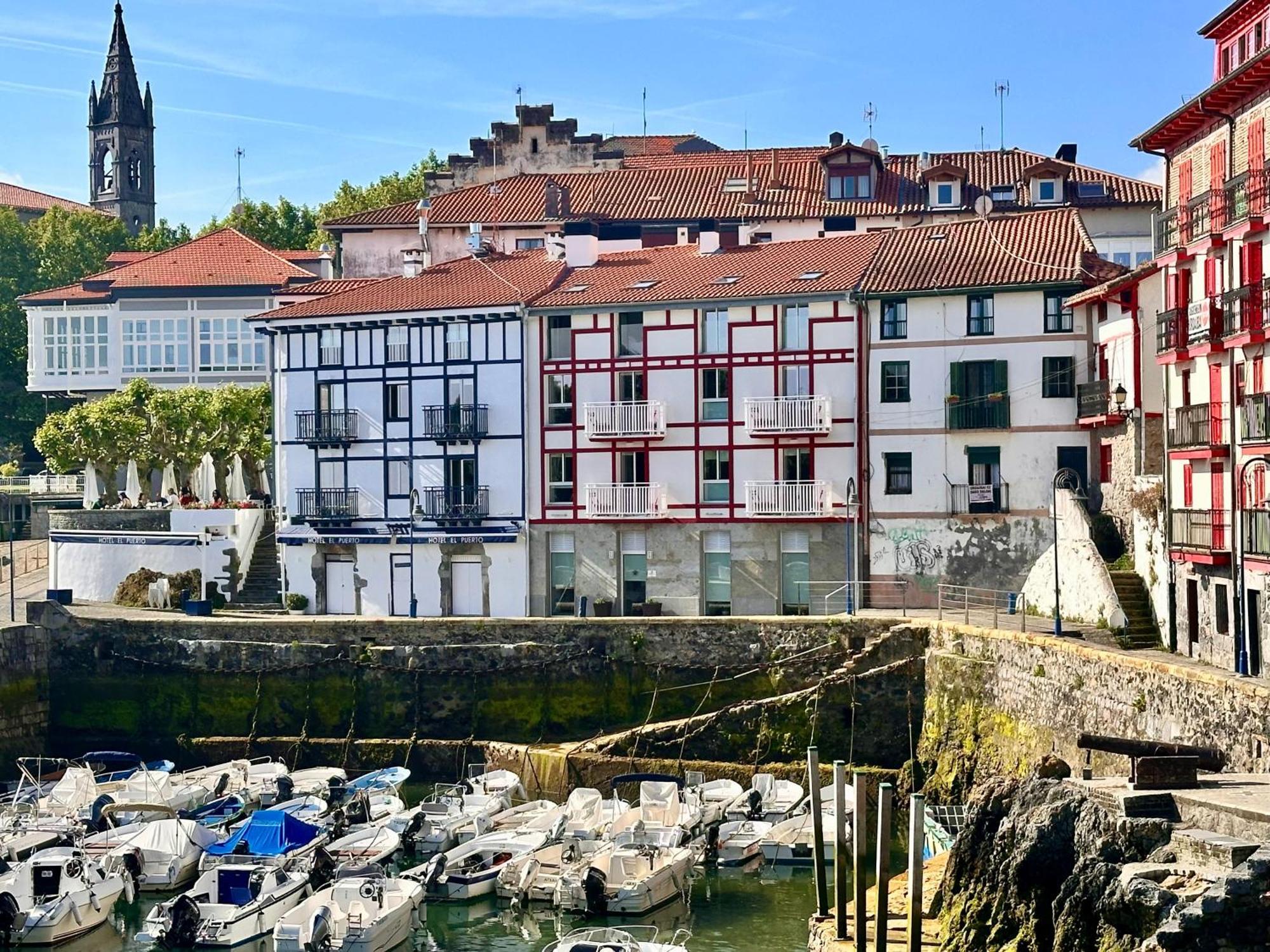 Apartamentos&Spa Mundaka Port エクステリア 写真